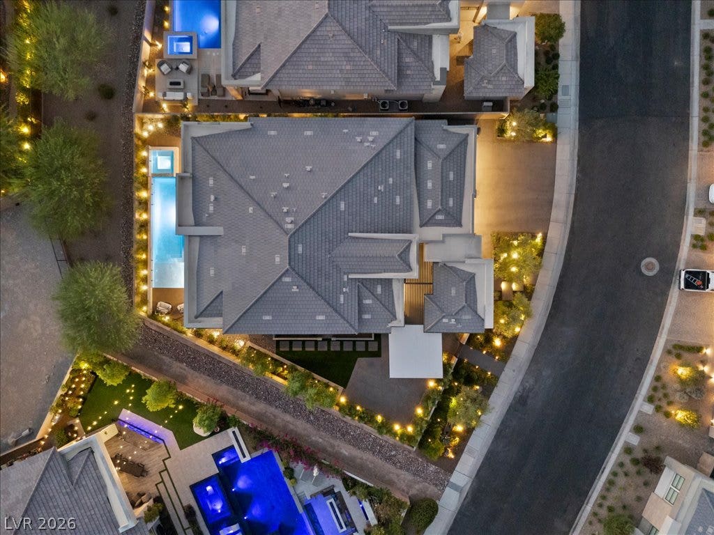 10806 White Clay Drive, Las Vegas, NV 89135 10806 White Clay Drive, Las Vegas, NV 89135