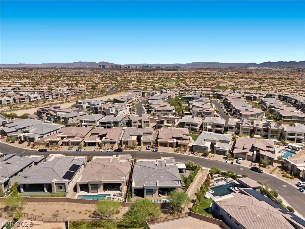 10806 White Clay Drive, Las Vegas, NV 89135 10806 White Clay Drive, Las Vegas, NV 89135