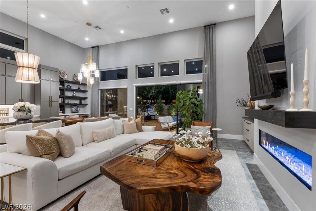 10806 White Clay Drive, Las Vegas, NV 89135 10806 White Clay Drive, Las Vegas, NV 89135
