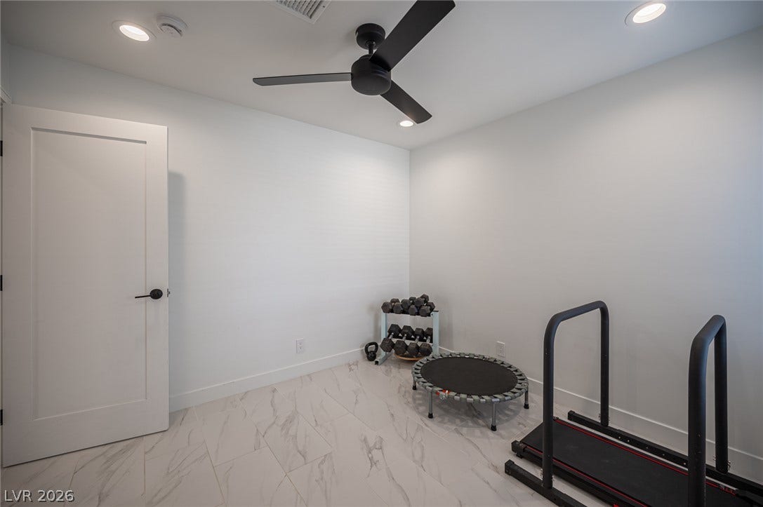 3139 Regal Oak Drive, Henderson, NV 89014 Polished tile flooring and clean lines define this versatile finished bonus space.
