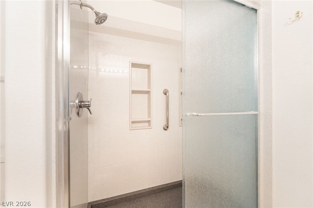 2722 Bass Lake Street, Henderson, NV 89052 Clean lines and a walk-in design define this streamlined shower space.