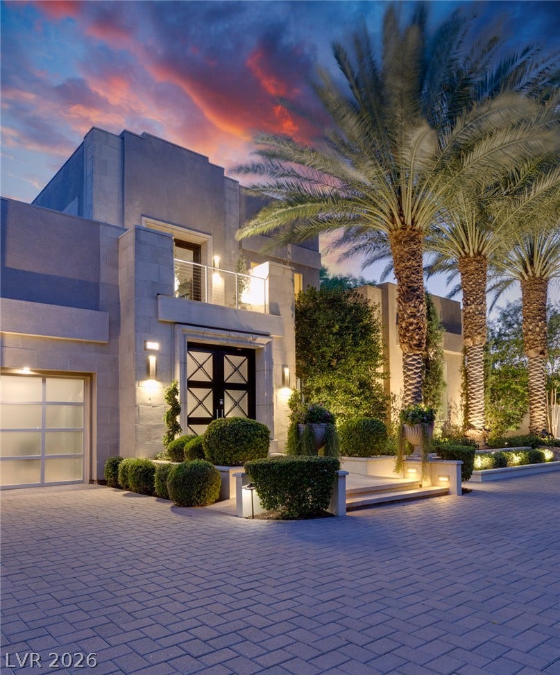2323 Pinto Lane, Las Vegas, NV 89107 2323 Pinto Lane, Las Vegas, NV 89107