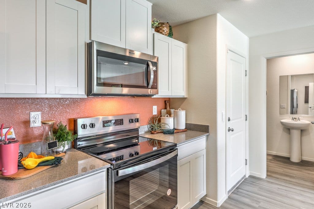 7417 Kyle Cove Drive, North Las Vegas, NV 89084 Photos are representation only, not of actual home.
