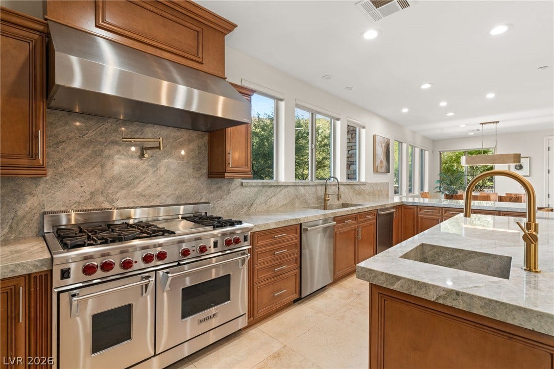1635 Liege Drive, Henderson, NV 89012 1635 Liege Drive, Henderson, NV 89012