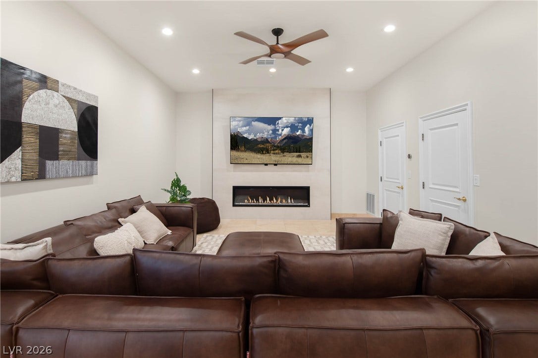 1635 Liege Drive, Henderson, NV 89012 1635 Liege Drive, Henderson, NV 89012