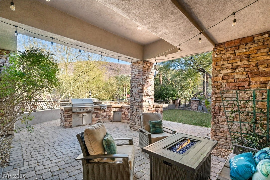 1635 Liege Drive, Henderson, NV 89012 1635 Liege Drive, Henderson, NV 89012
