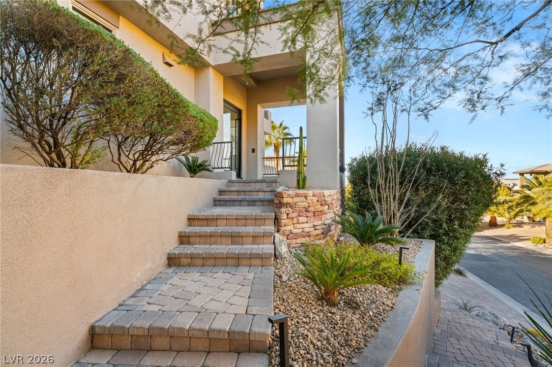 1635 Liege Drive, Henderson, NV 89012 1635 Liege Drive, Henderson, NV 89012