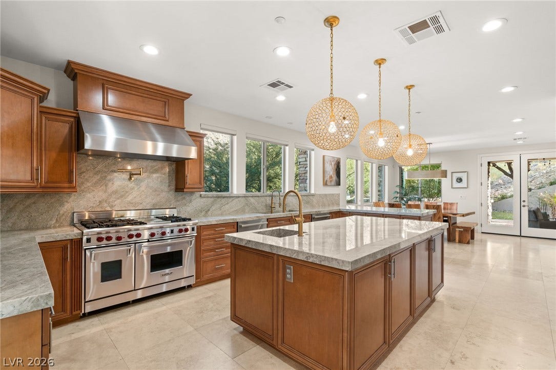 1635 Liege Drive, Henderson, NV 89012 1635 Liege Drive, Henderson, NV 89012