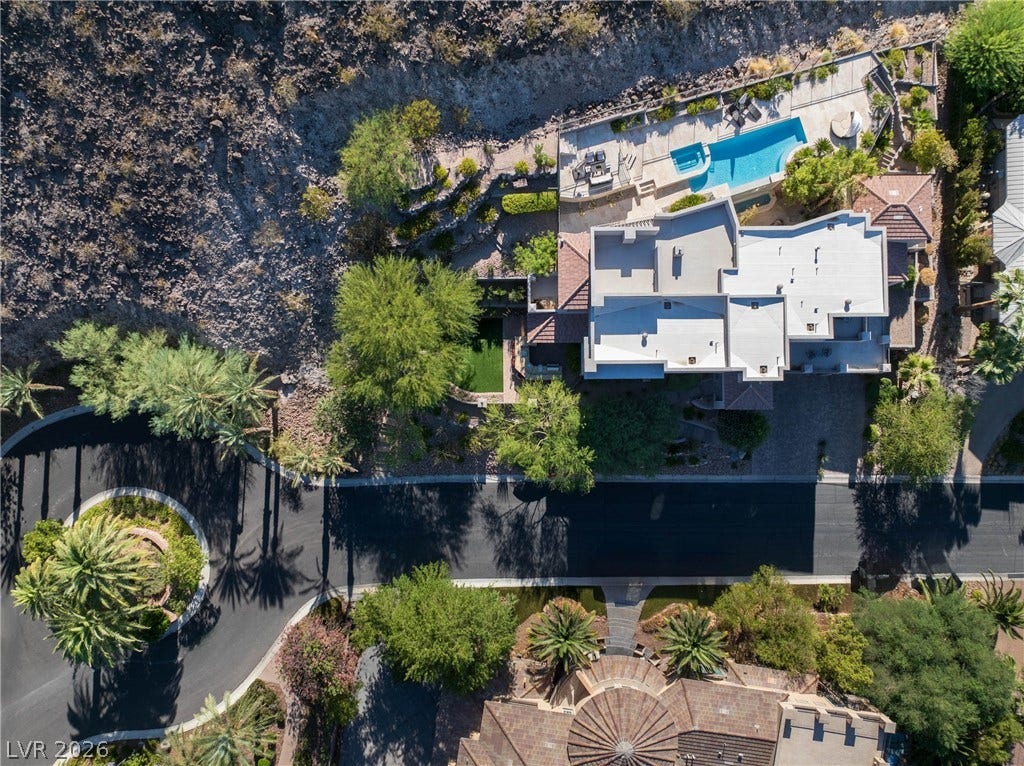 1635 Liege Drive, Henderson, NV 89012 1635 Liege Drive, Henderson, NV 89012