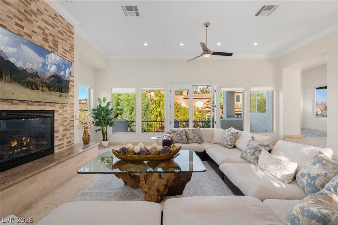 1635 Liege Drive, Henderson, NV 89012 1635 Liege Drive, Henderson, NV 89012