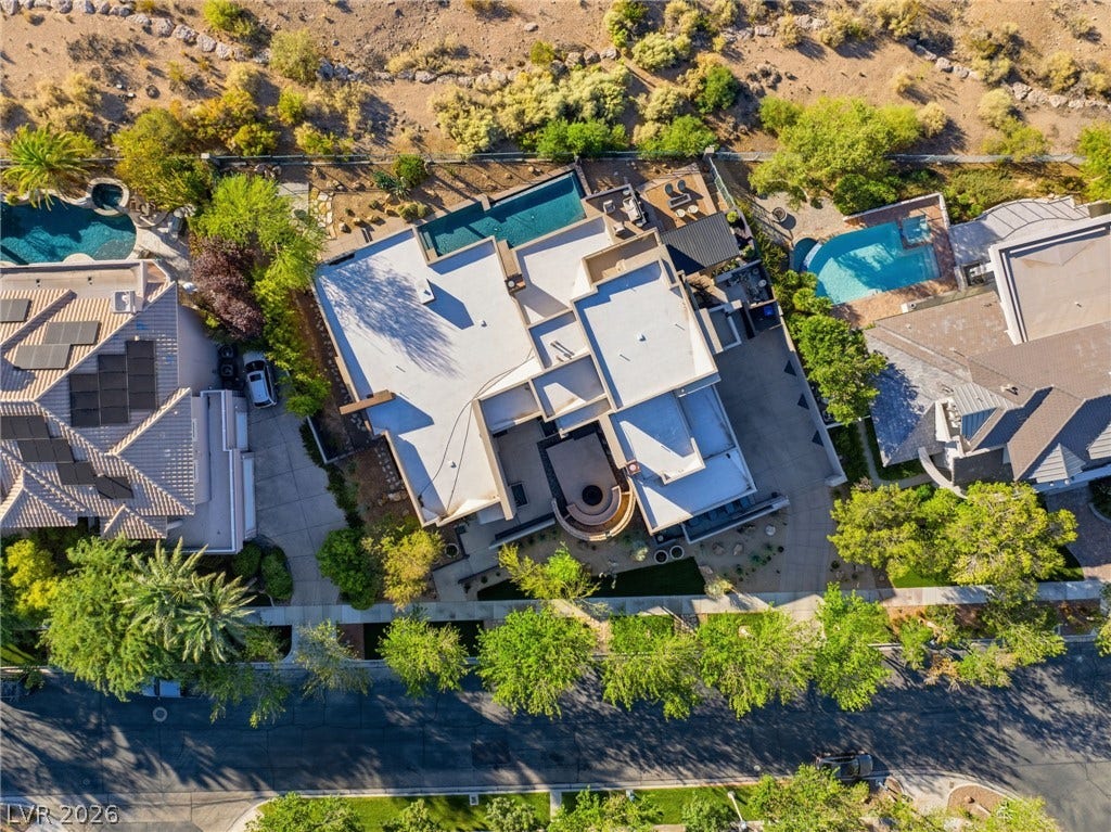 1529 Champion Hills Lane, Las Vegas, NV 89134