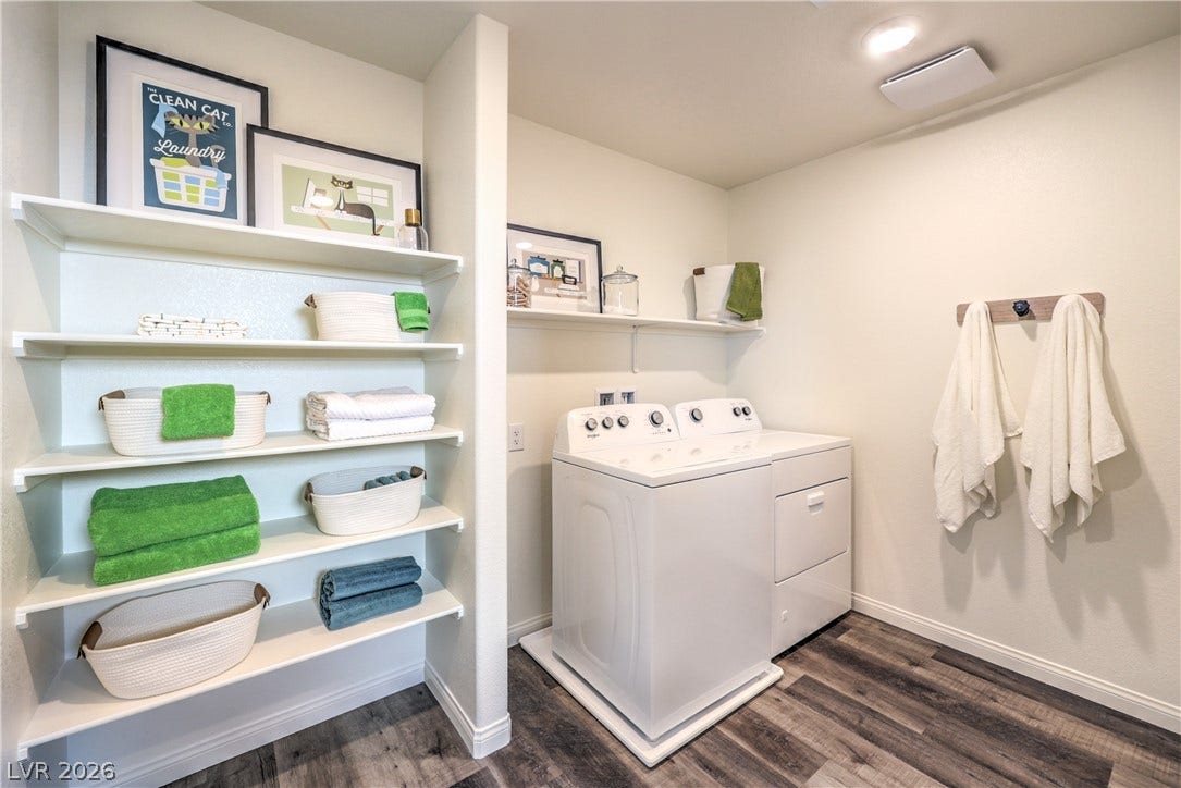 516 Canary Song Drive, Henderson, NV 89011 Photo is of the model, not of actual home
