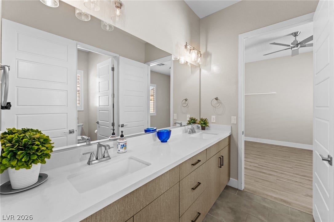 5475 Grambley Street, Las Vegas, NV 89149 5475 Grambley Street, Las Vegas, NV 89149
