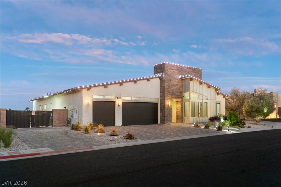 8380 Mojave Creek Court, Las Vegas, NV 89113 8380 Mojave Creek Court, Las Vegas, NV 89113