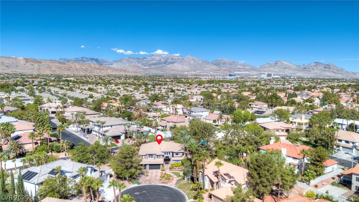 9916 Aspen Knoll Court, Las Vegas, NV 89117 Looking North West from front of home.