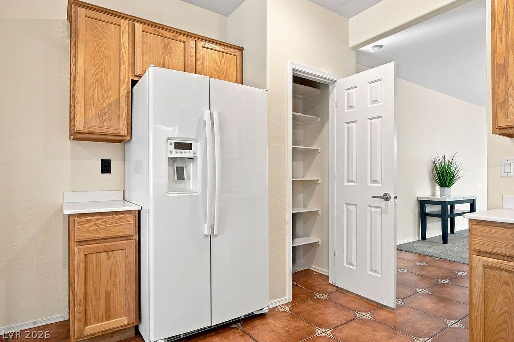 3432 Herring Gull Lane, North Las Vegas, NV 89084 Walk-in pantry