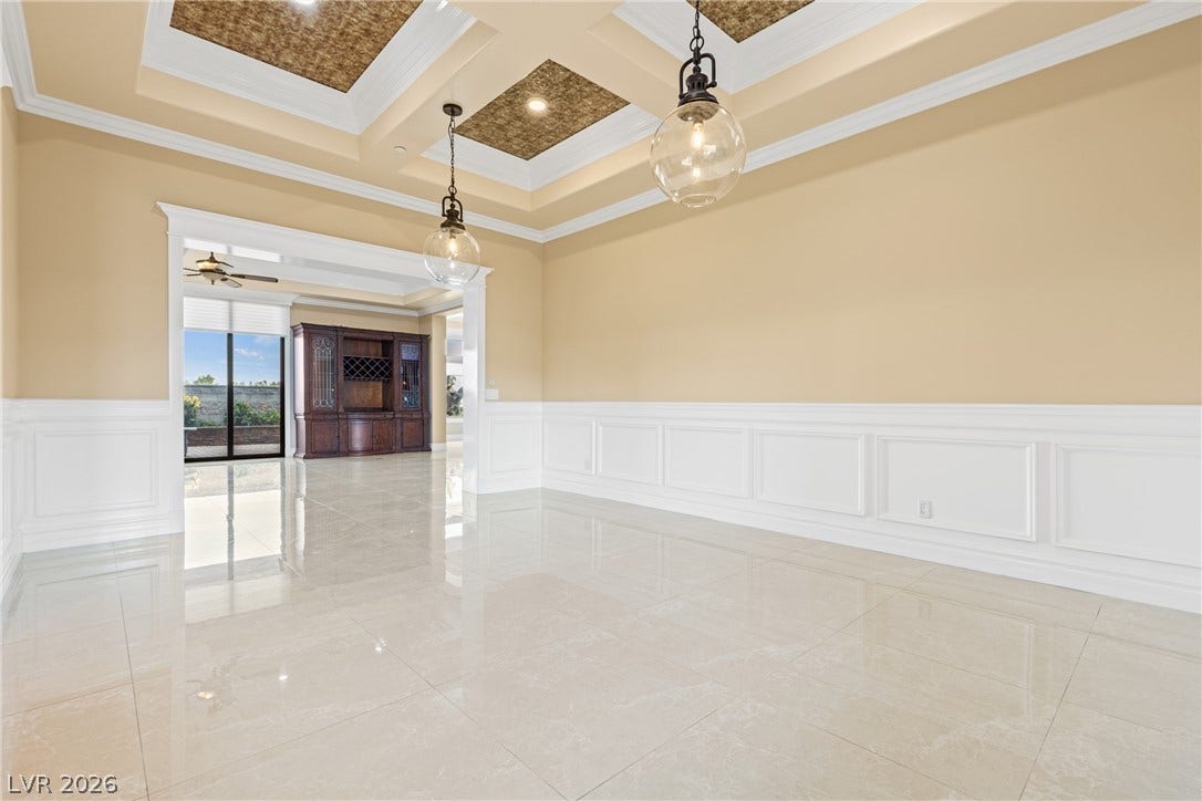 Primary Suite - main room