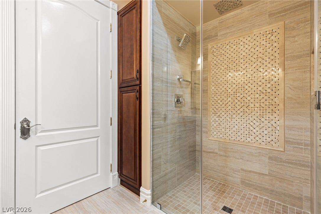 Jack n Jill Bathroom