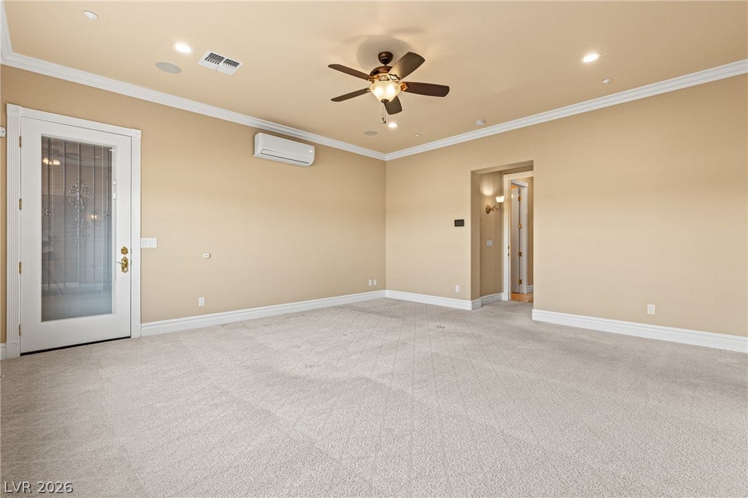 Primary Suite - main room