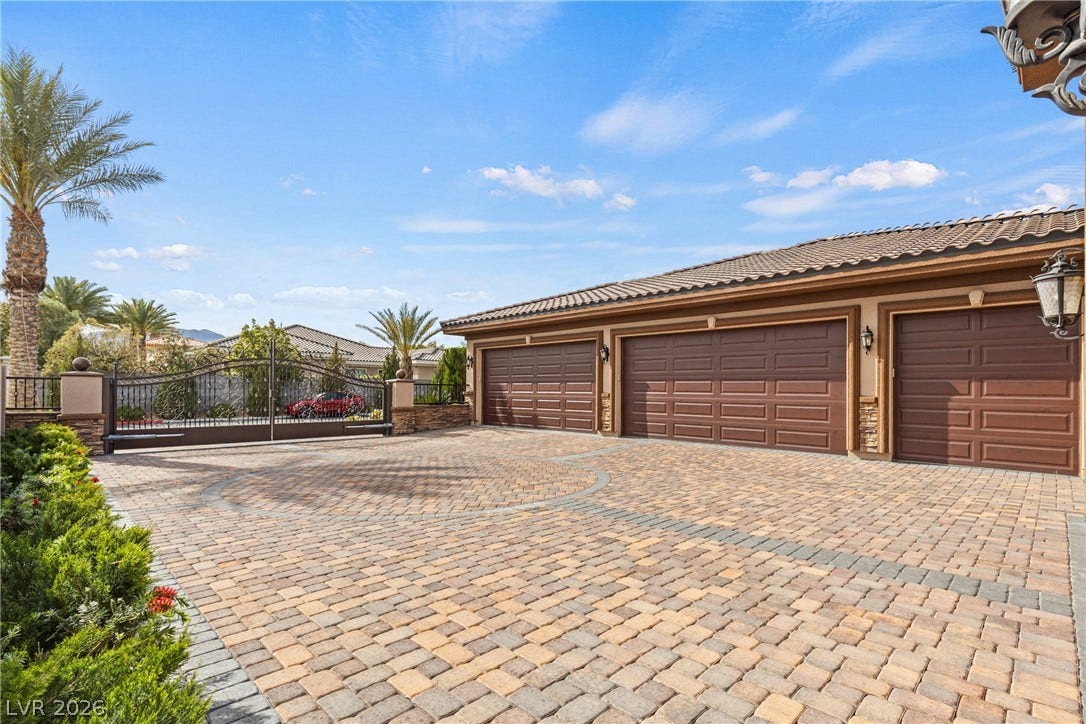 Private Gated Driveway