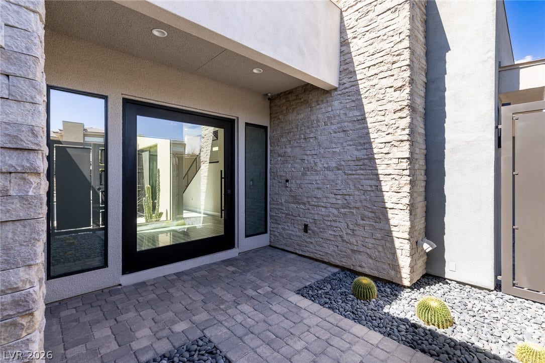 Front Entrance / Courtyard