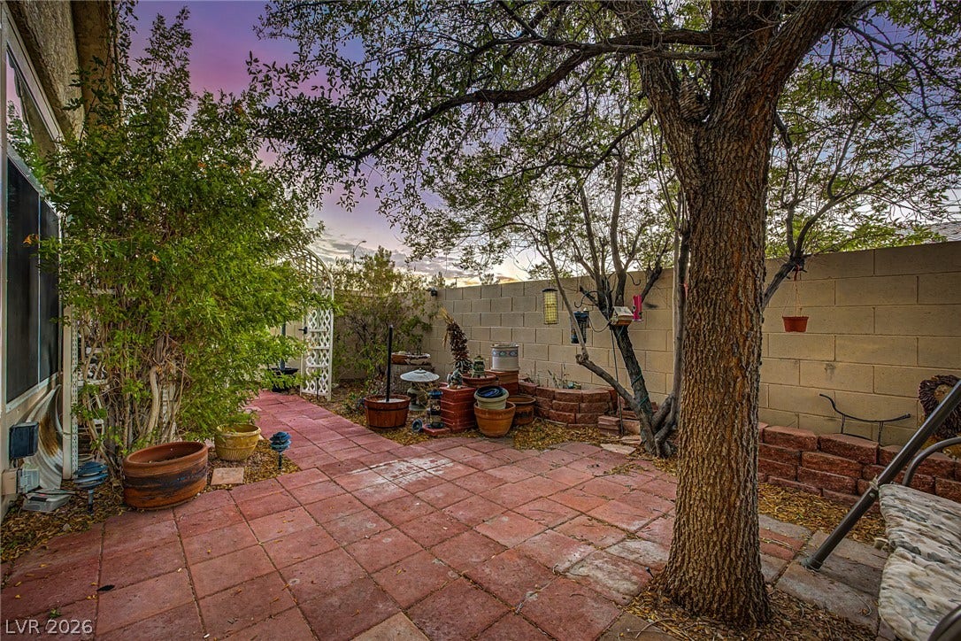 7741 Crenshaw Way, Las Vegas, NV 89129 7741 Crenshaw Way, Las Vegas, NV 89129