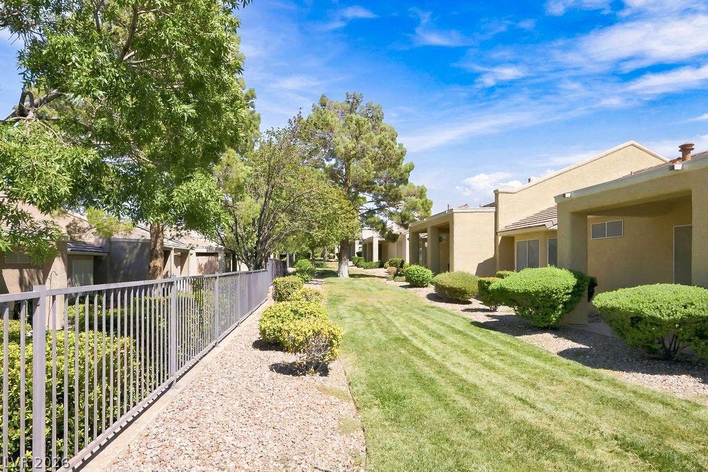 2652 Harrisburg Avenue, Henderson, NV 89052 2652 Harrisburg Avenue, Henderson, NV 89052