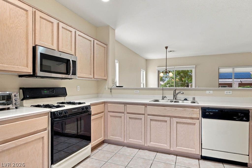 2652 Harrisburg Avenue, Henderson, NV 89052 2652 Harrisburg Avenue, Henderson, NV 89052