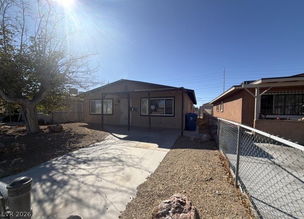 851 W Carey Avenue, North Las Vegas, NV 89030 851 W Carey Avenue, North Las Vegas, NV 89030