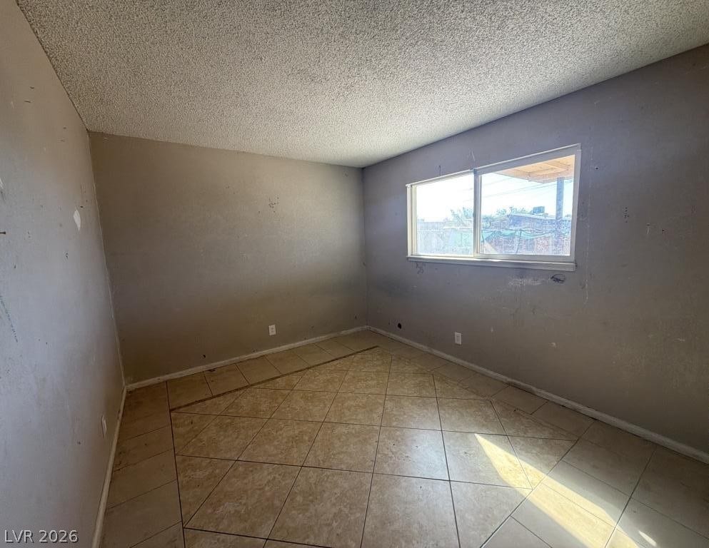 851 W Carey Avenue, North Las Vegas, NV 89030 851 W Carey Avenue, North Las Vegas, NV 89030