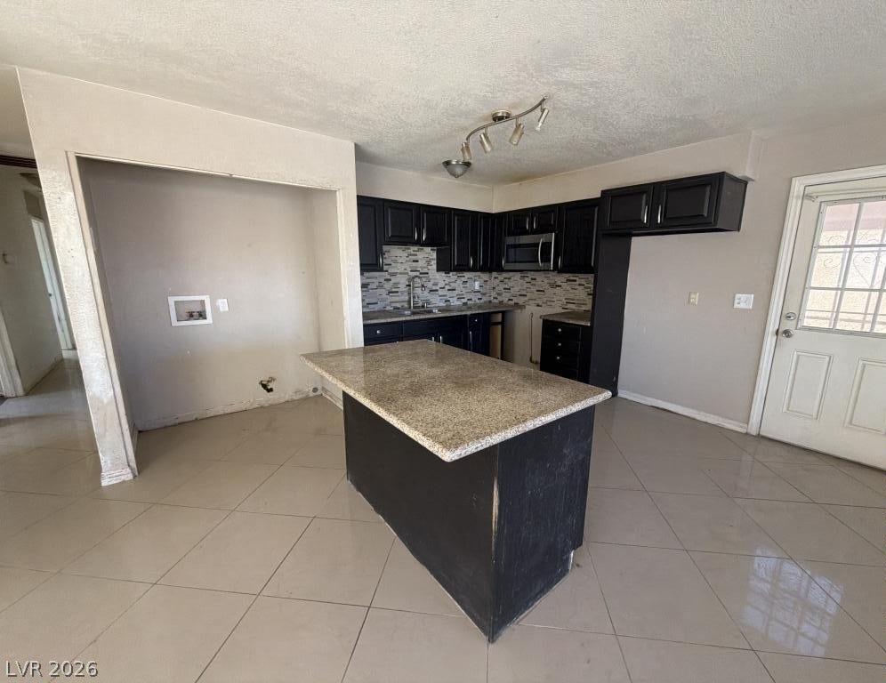 851 W Carey Avenue, North Las Vegas, NV 89030 851 W Carey Avenue, North Las Vegas, NV 89030
