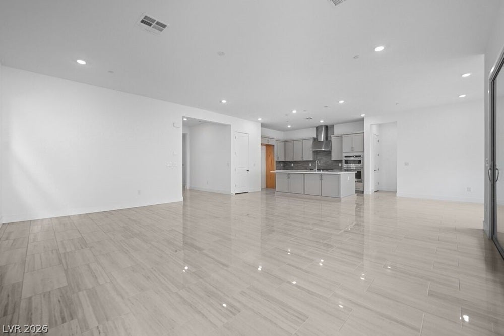 372 Tigullio Avenue - Ready Now!