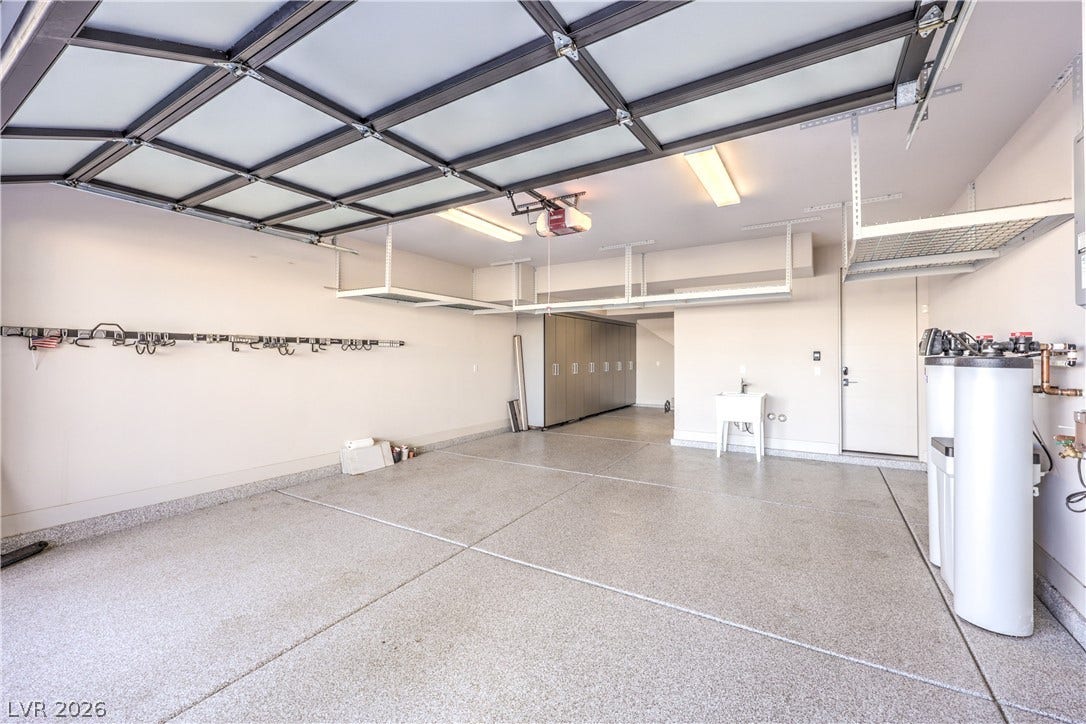 422 Tranquil Peak Court, Henderson, NV 89012 422 Tranquil Peak Court, Henderson, NV 89012