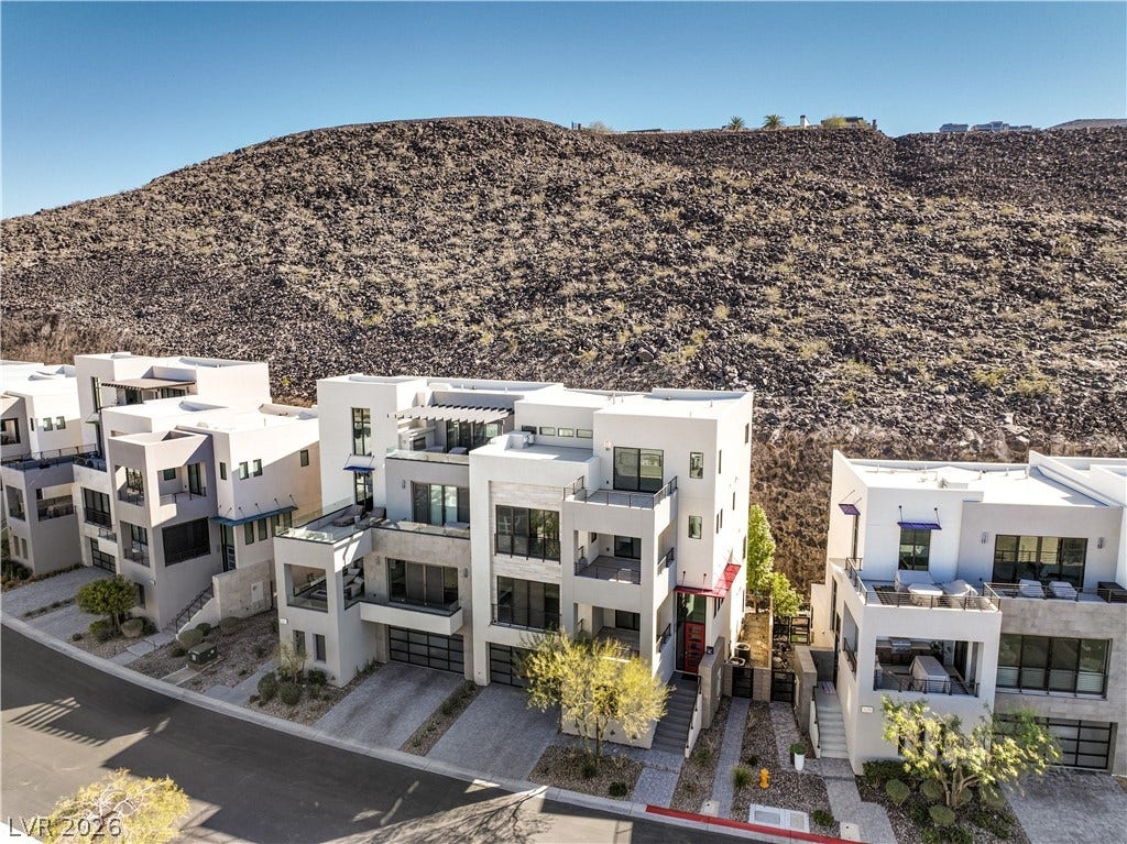 422 Tranquil Peak Court, Henderson, NV 89012 422 Tranquil Peak Court, Henderson, NV 89012