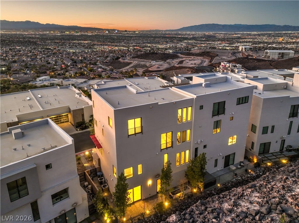 422 Tranquil Peak Court, Henderson, NV 89012 422 Tranquil Peak Court, Henderson, NV 89012