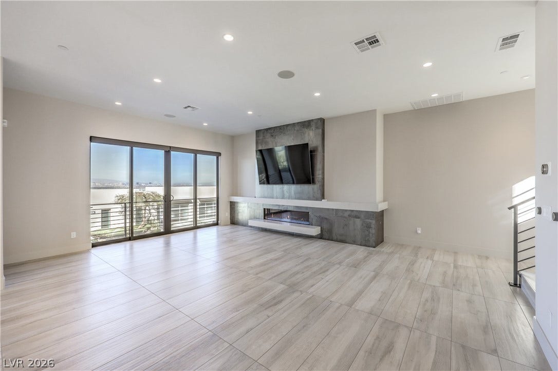 422 Tranquil Peak Court, Henderson, NV 89012 422 Tranquil Peak Court, Henderson, NV 89012