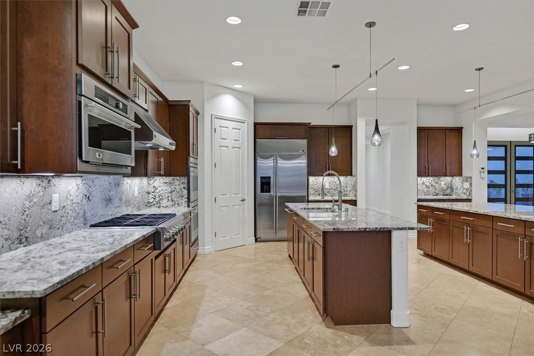 21 GRAND MASTERS Drive, Las Vegas, NV 89141 21 GRAND MASTERS Drive, Las Vegas, NV 89141