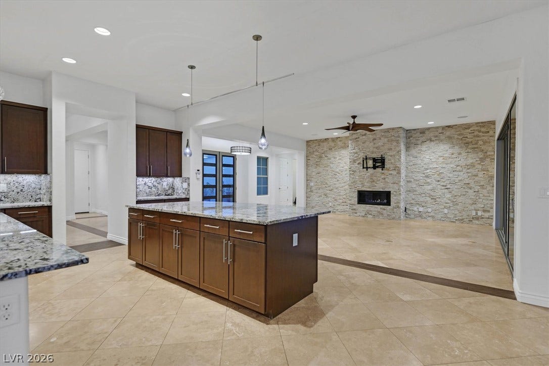 21 GRAND MASTERS Drive, Las Vegas, NV 89141 21 GRAND MASTERS Drive, Las Vegas, NV 89141