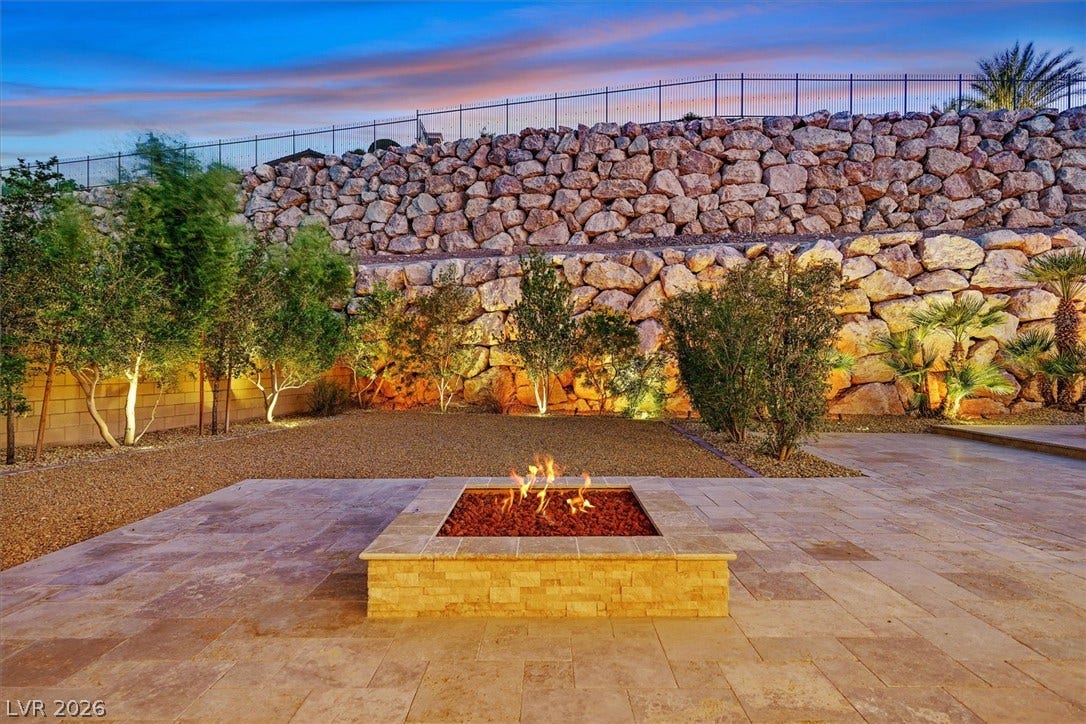 21 GRAND MASTERS Drive, Las Vegas, NV 89141 21 GRAND MASTERS Drive, Las Vegas, NV 89141