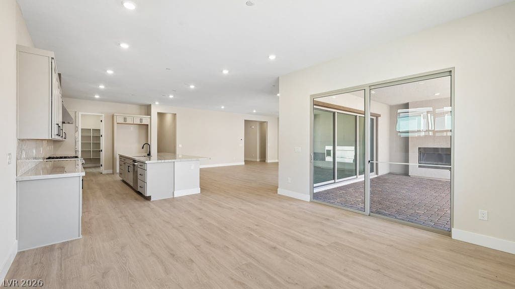 214 Paraggi Bay Drive, Henderson, NV 89011 214 Paraggi Bay Drive ~ Ready Now