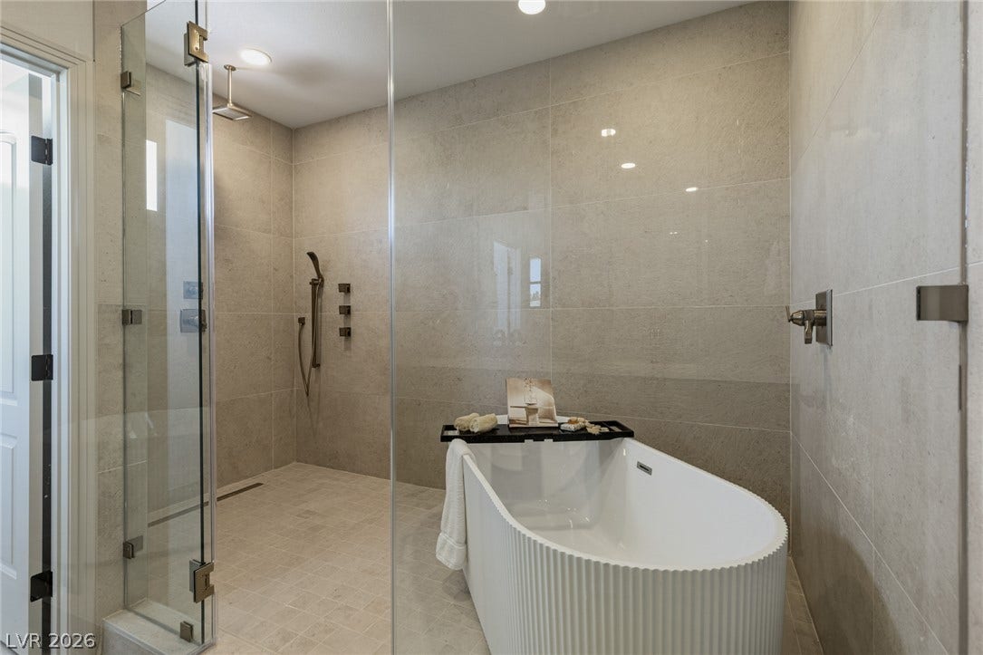 Primary Bathroom Shower and Tub