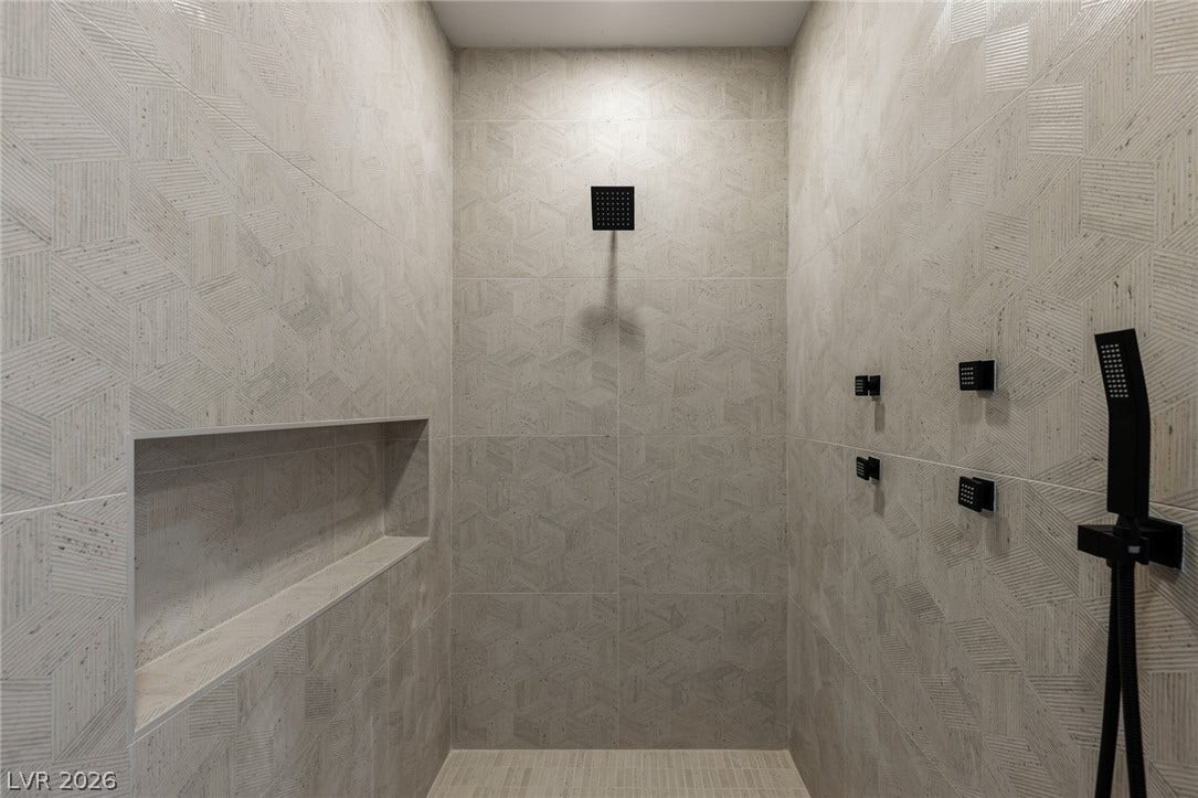 Guest On-Suite Shower