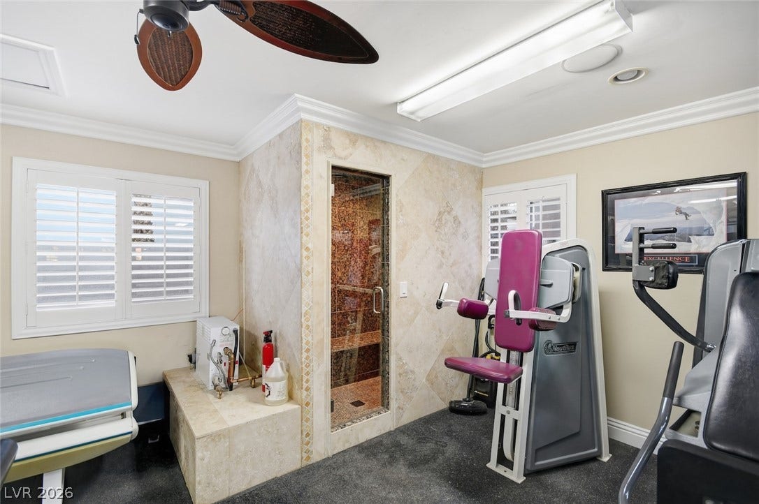 6625 W El Campo Grande Avenue, Las Vegas, NV 89130 Steam Shower