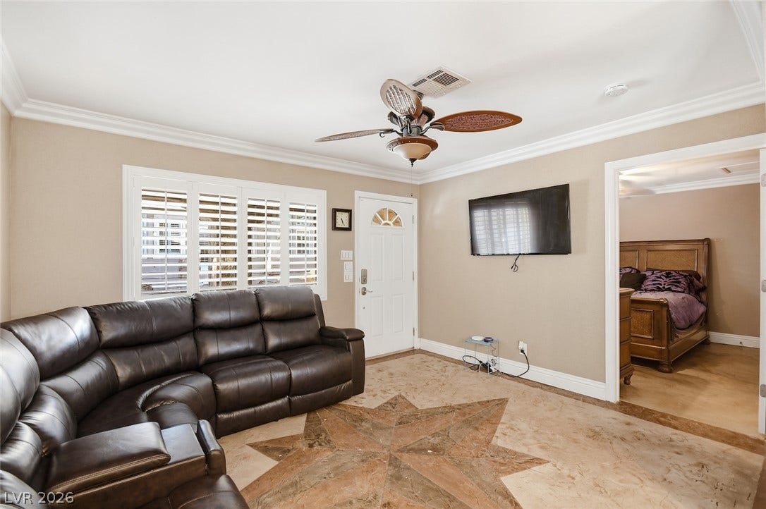 6625 W El Campo Grande Avenue, Las Vegas, NV 89130 598 sf studio Casita