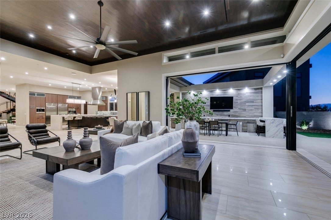 1376 Opal Valley Street, Henderson, NV 89052 1376 Opal Valley Street, Henderson, NV 89052