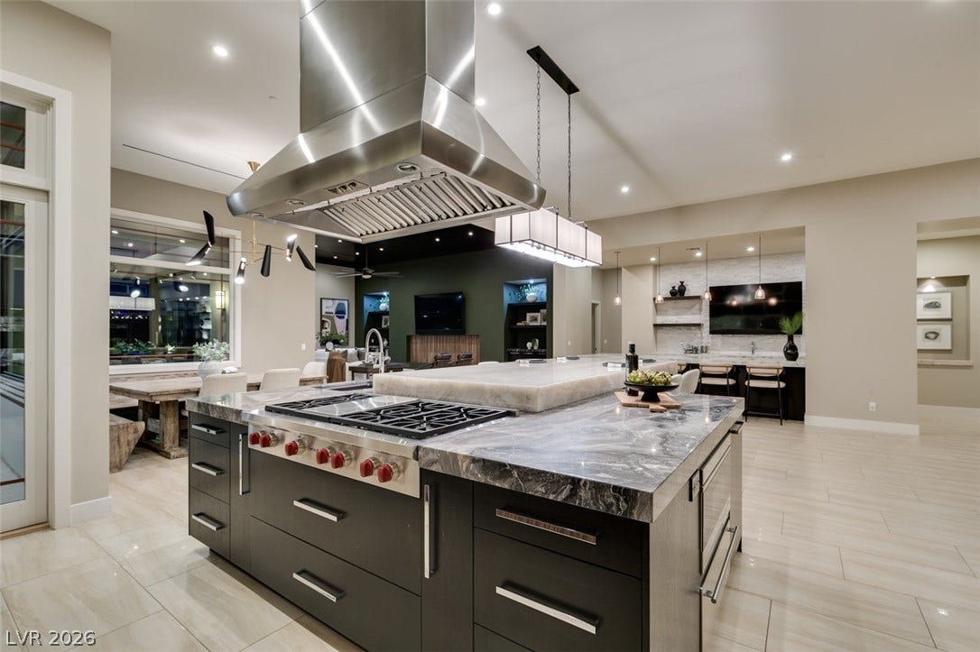 1376 Opal Valley Street, Henderson, NV 89052 1376 Opal Valley Street, Henderson, NV 89052