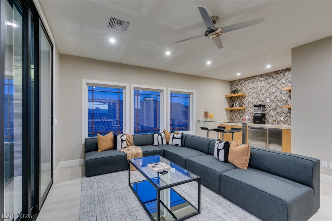 1376 Opal Valley Street, Henderson, NV 89052 1376 Opal Valley Street, Henderson, NV 89052