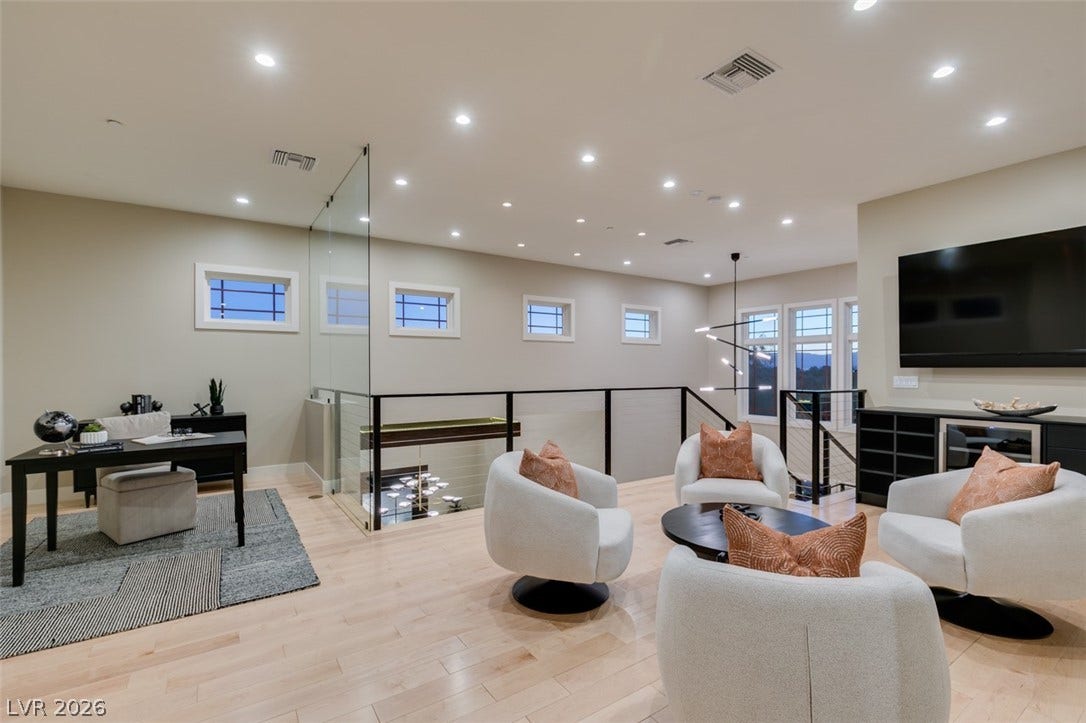 1376 Opal Valley Street, Henderson, NV 89052 1376 Opal Valley Street, Henderson, NV 89052