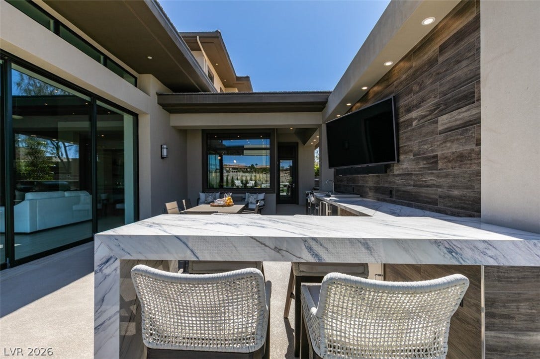 1376 Opal Valley Street, Henderson, NV 89052 1376 Opal Valley Street, Henderson, NV 89052
