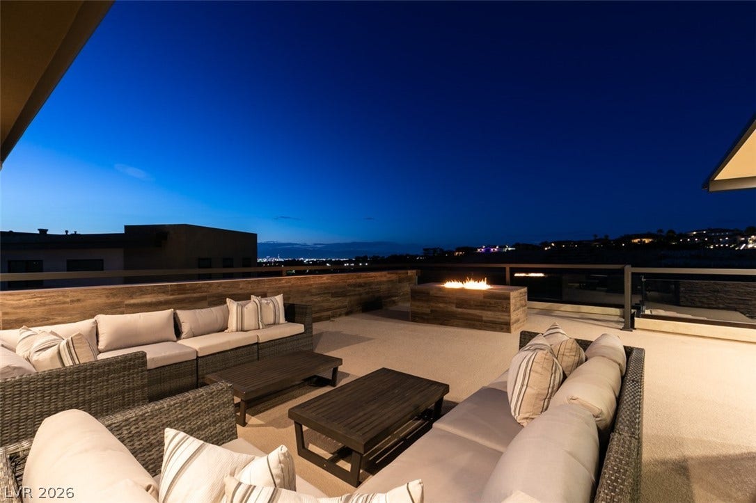 1376 Opal Valley Street, Henderson, NV 89052 1376 Opal Valley Street, Henderson, NV 89052